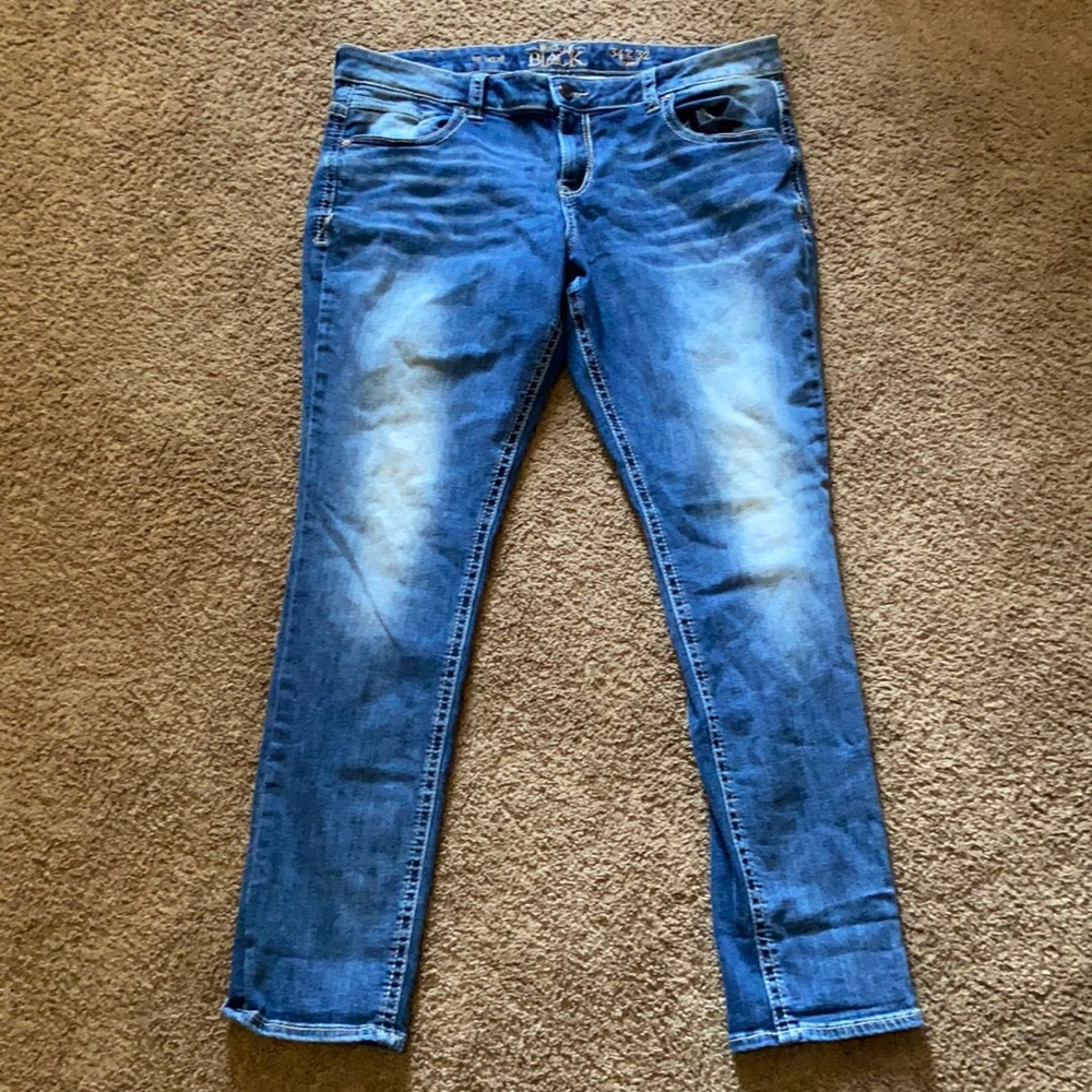 Women’s Buckle black skinny jeans